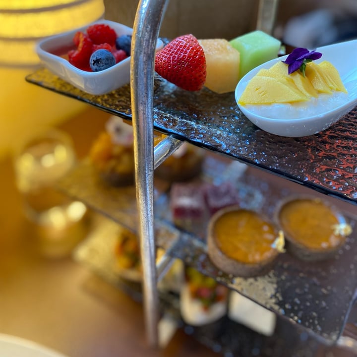 review photo of Clipper Lounge Vegan Festive Afternoon Tea shared by @vegangu on 19 Nov 2022 - review