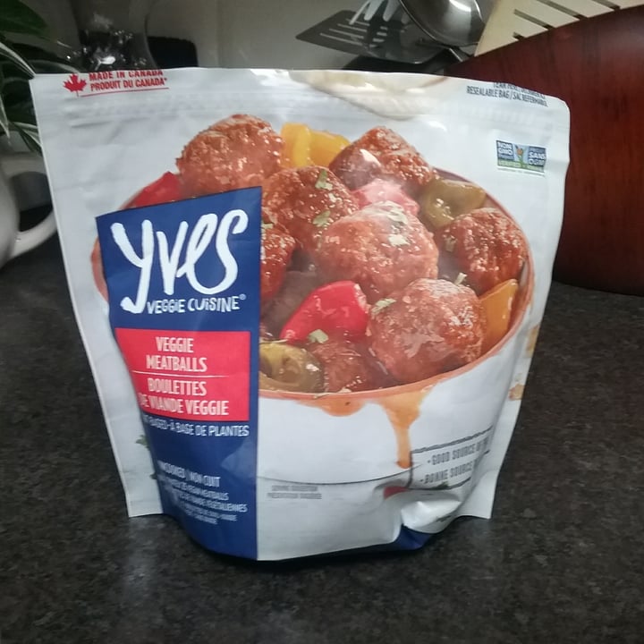 photo of Yves Veggie Cuisine Veggie Meatballs shared by @michelemostacci on  30 Jun 2021 - review