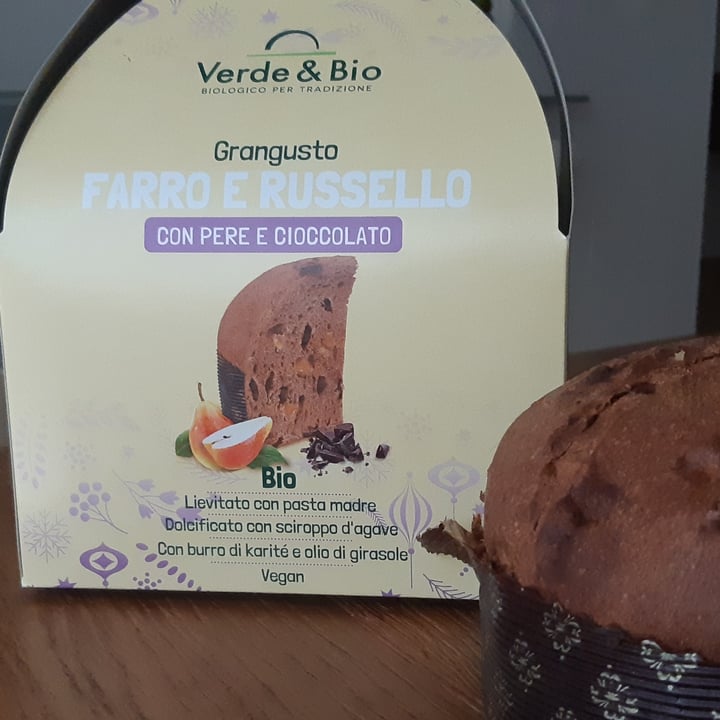 photo of Verde & Bio Panettone pere e cioccolato shared by @piarpaola on  29 Dec 2021 - review