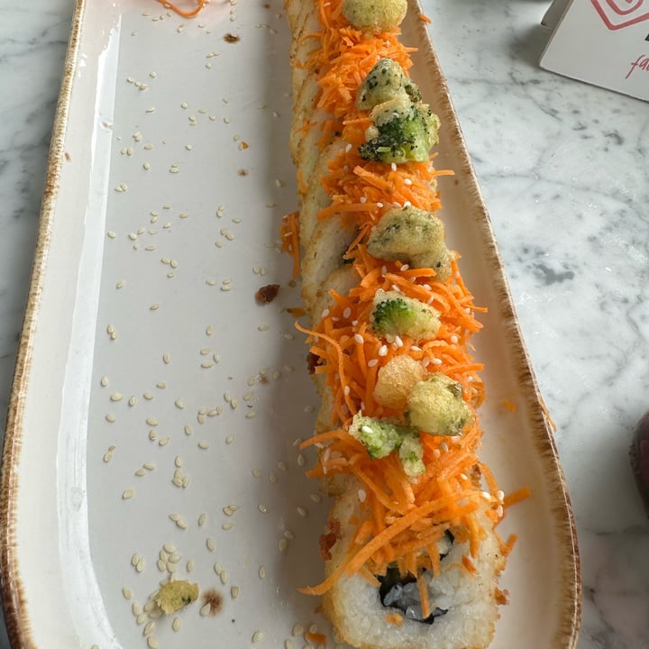 photo of Sushi Factory Cititower Green Roll - Sushi Vegetariano shared by @berryveganplanet on  04 Oct 2022 - review
