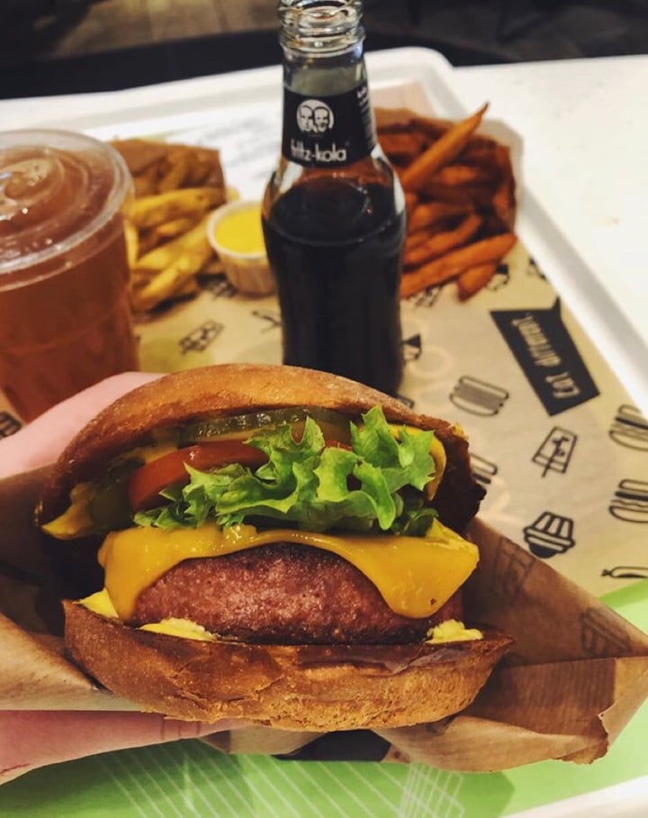 photo of Vincent Vegan Beyond Meat Burger shared by @moana on  12 Apr 2019 - review