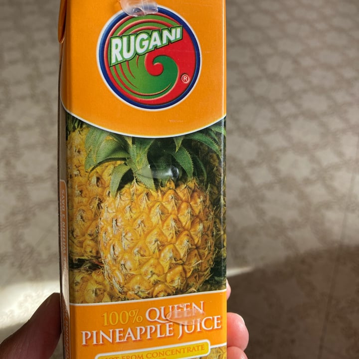 photo of Rugani 100% Queen Pineapple Juice shared by @pushpavegan on  30 May 2022 - review