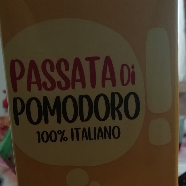 photo of Coop Passata di pomodoro in brik shared by @nancyveg on  16 Apr 2022 - review