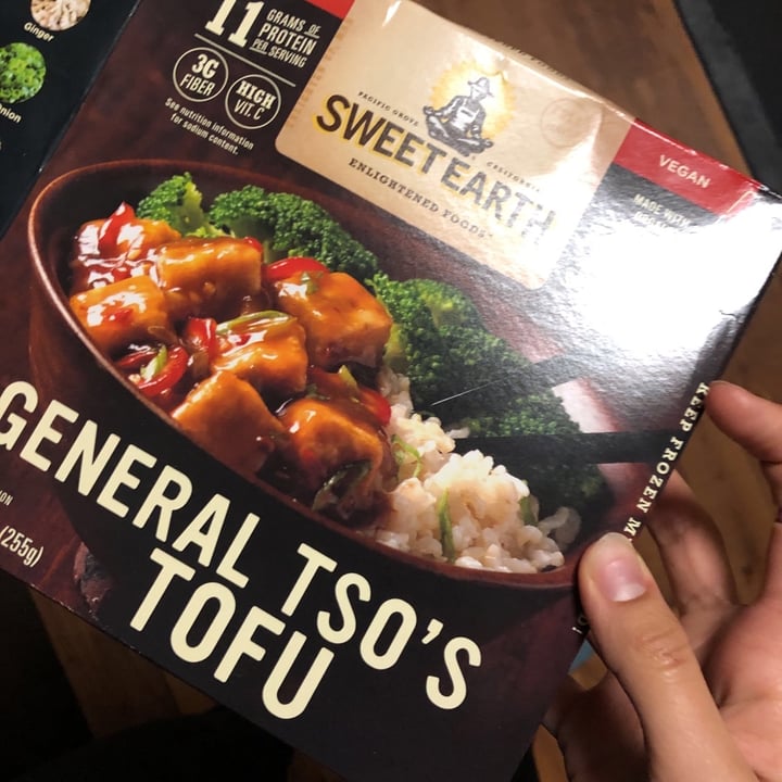 photo of Sweet Earth General Tso's Tofu shared by @crissyynicole on  15 Mar 2020 - review