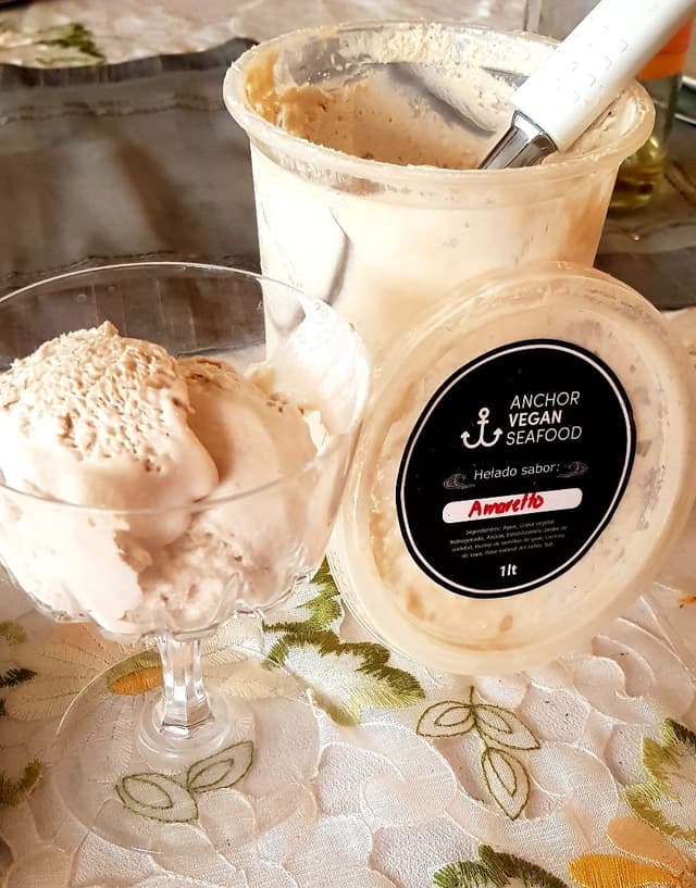 菜肴“Helado De Amaretto”的照片