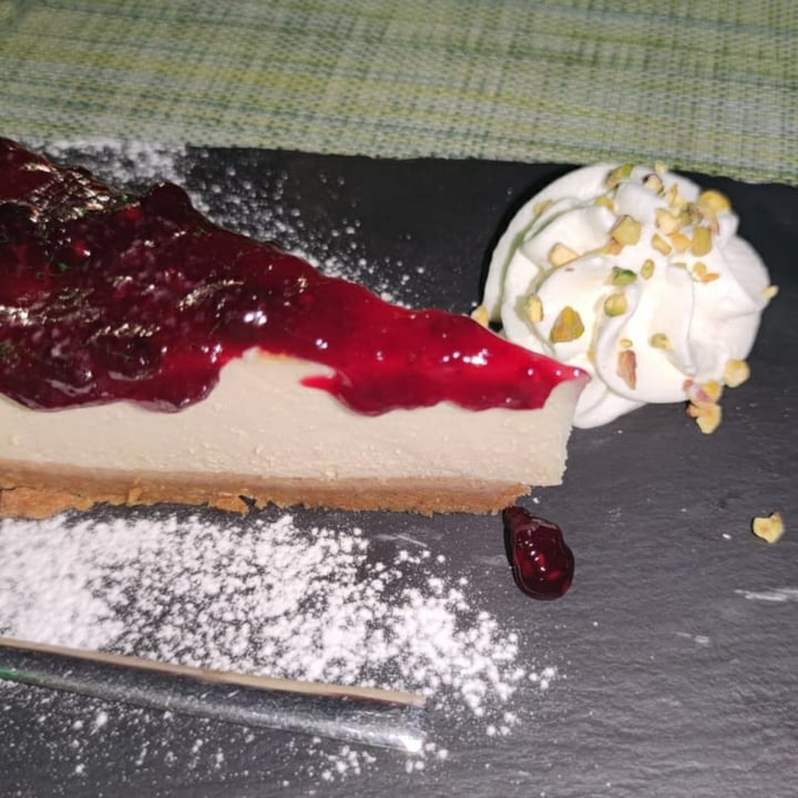 photo of Piperita - Vomero Cheesecake Frutti Di Bosco shared by @ileopardi on  03 Aug 2021 - review