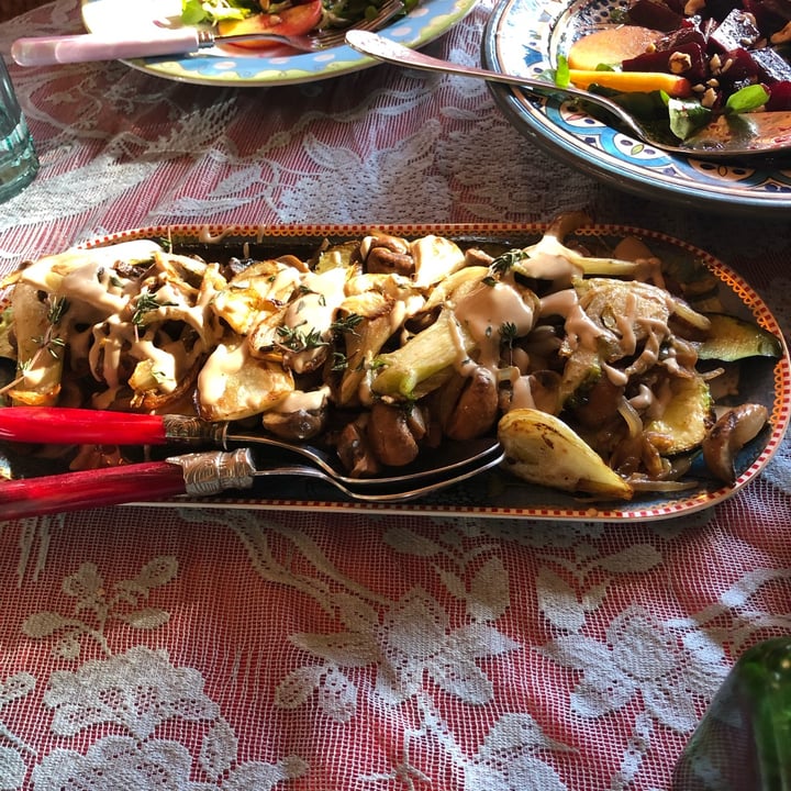 photo of Can Portell by 123ole, Casa Rural/B&B Verduras a la brasa con salsa tajín shared by @juanagilcabrera on  28 Dec 2021 - review