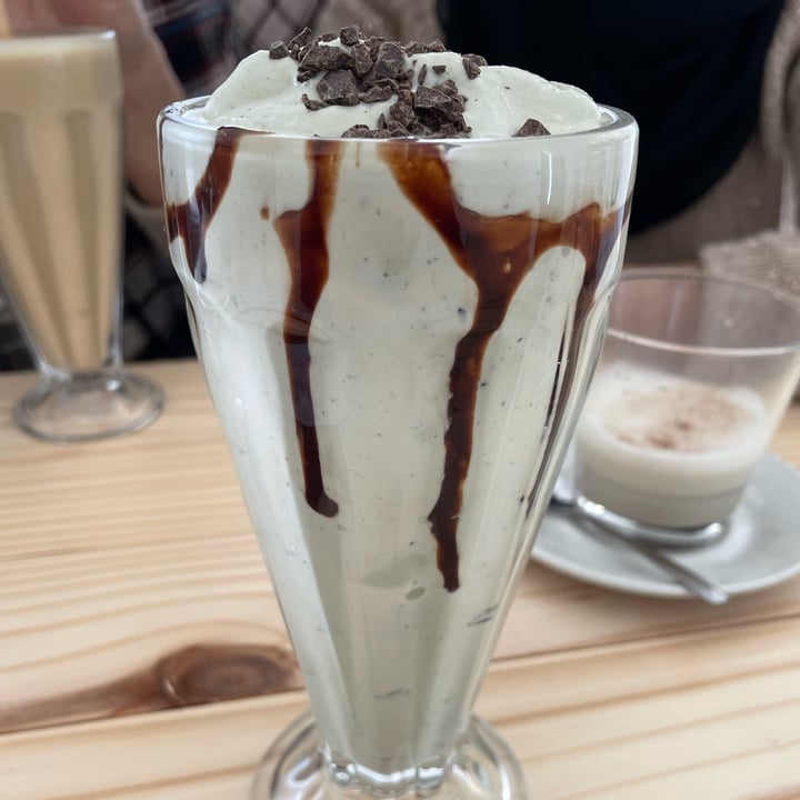 photo of ditto The Minty Way Milkshake shared by @thehumblechickpea on  26 Nov 2022 - review