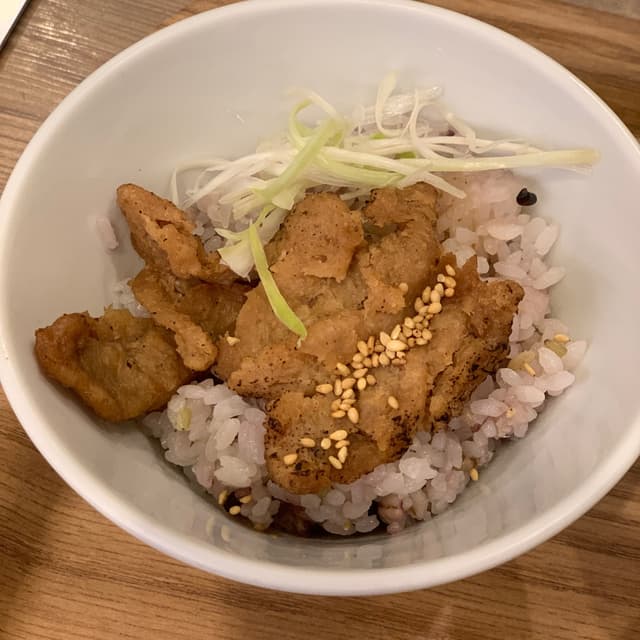 Foto del piatto “ミニヴィーガンチャーシュー丼 Mini Bowl with Char-Siu”