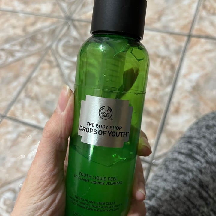 review photo of The Body Shop Drops of Youth - Youth Liquid Peel shared by @guidaherp on 07 May 2022 - review