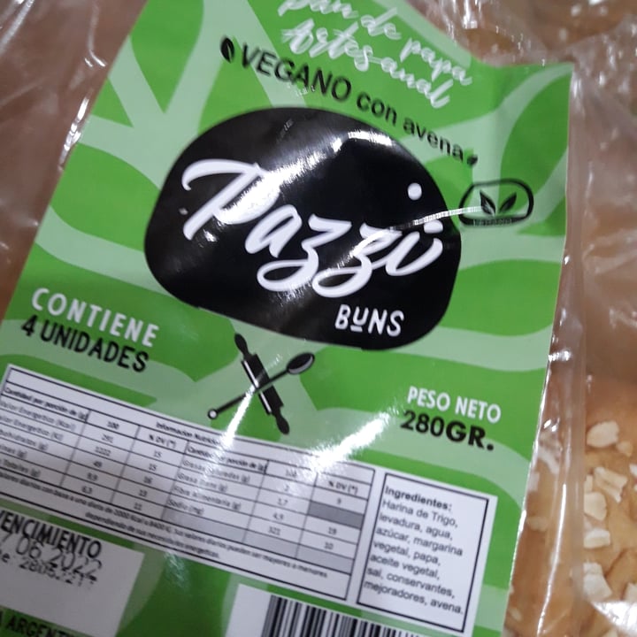 photo of Pazzi Buns Buns con avena shared by @luciaceleste on  10 Jun 2022 - review