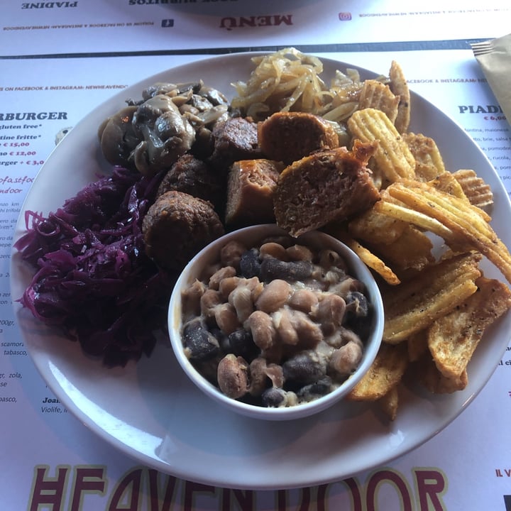 photo of Heaven Door Rock Pub Go Vegan! (Brunch) shared by @francesca89 on  21 Feb 2022 - review