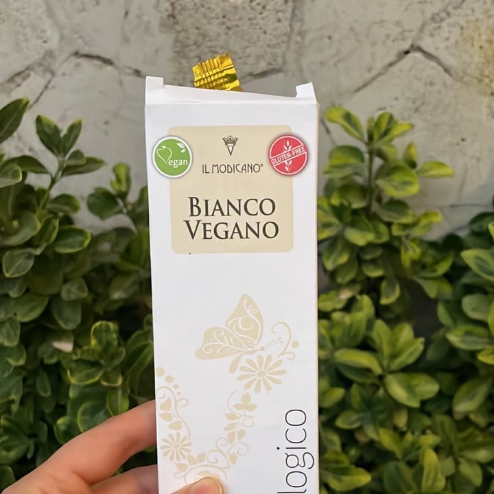 photo of Il modicano Bianco Vegano - White Chocolate  shared by @ilsoledautunno on  15 Oct 2022 - review