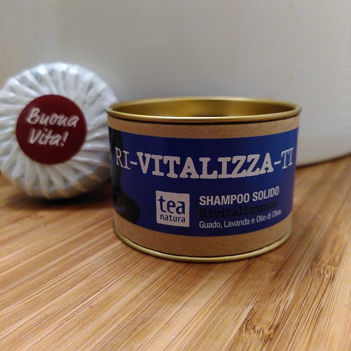 photo of Tea Natura Shampoo solido Ri-vitalizza-ti shared by @silviafrik on  06 May 2022 - review