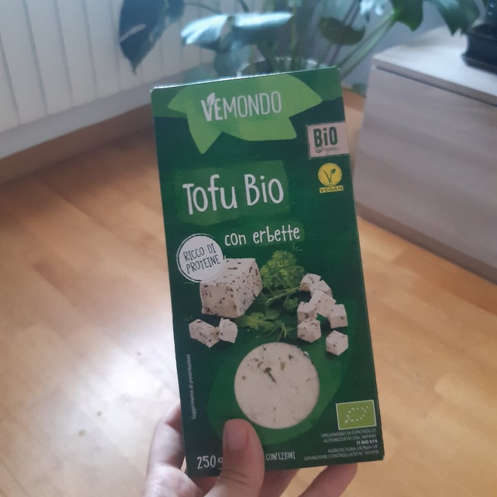 photo of Vemondo Tofu Bio con Erbette shared by @lilychouchou on  24 Sep 2022 - review