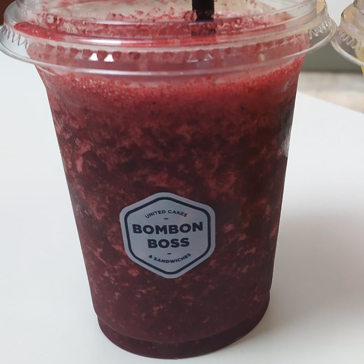 review photo of Bombon Boss Smoothie De Berry shared by @nuriafiliu on 03 Sep 2021 - review