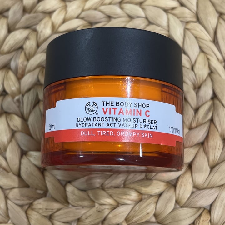 review photo of The Body Shop Vitamin C Glow Boosting Moisturiser shared by @missborderias on 02 Jul 2022 - review