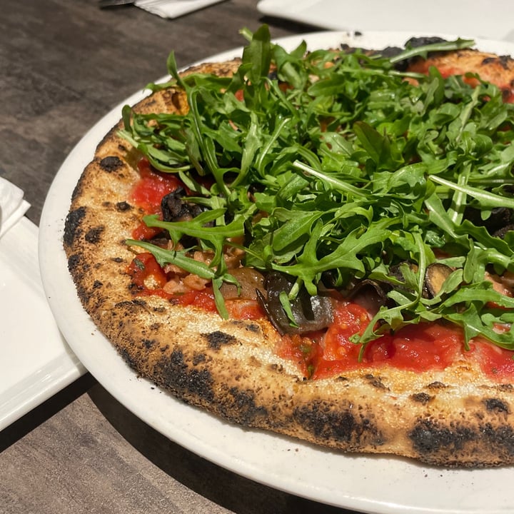 photo of ZAZZ Pizza Veganized Marinara with Mushrooms and Caramelized onions shared by @jenniferj1s on  15 May 2022 - review