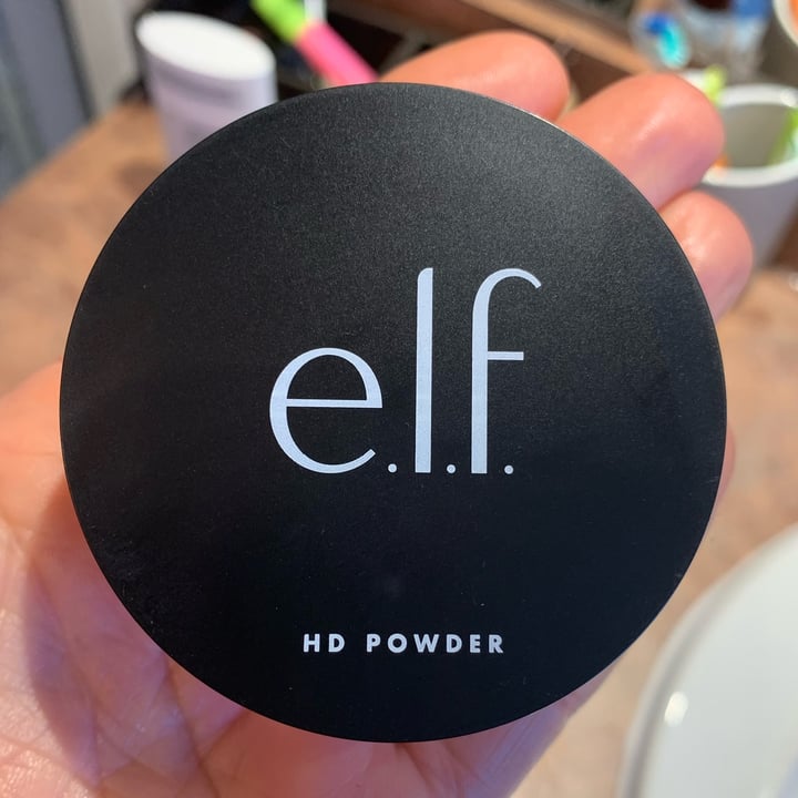 photo of e.l.f. Cosmetics HD powder shared by @isafaciano on  20 Nov 2021 - review