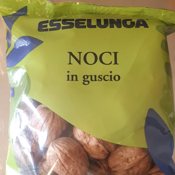 photo of  Esselunga Noci in guscio shared by @-laura- on  12 Jun 2022 - review
