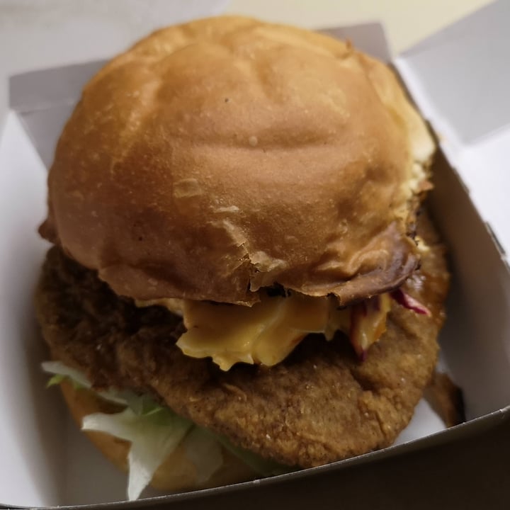 review photo of The Vegan Chef, Craighall Zingy burger shared by @hemapatel on 22 May 2022 - review