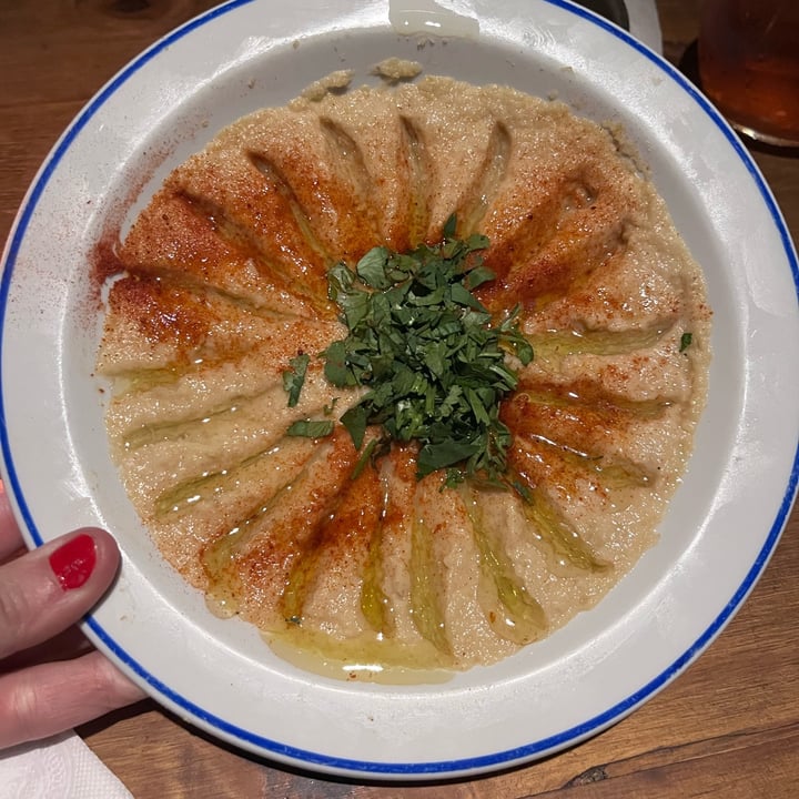 review photo of Club Lucero hummus shared by @laritu on 22 Aug 2022 - review