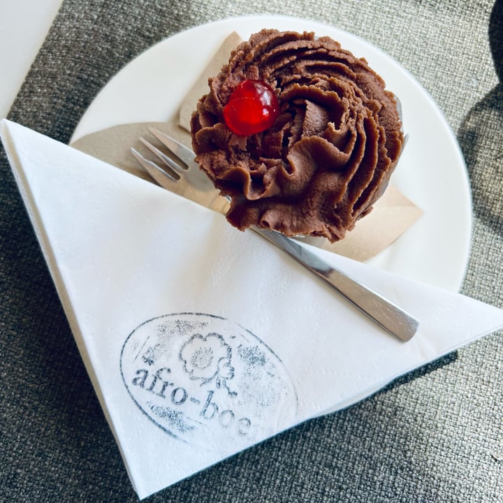 photo of afro-boer® Vegan chocolate cupcakes shared by @lienloves on  24 Aug 2022 - review