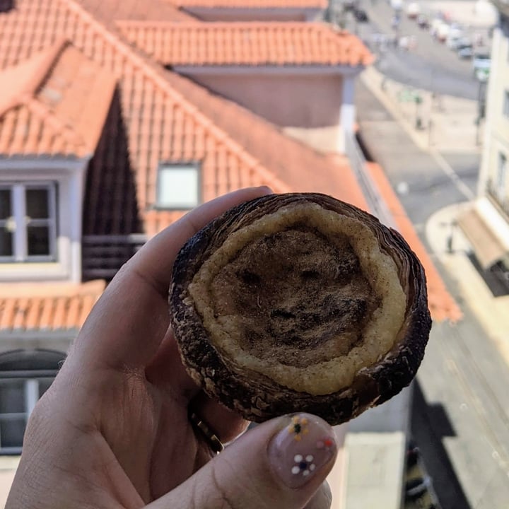 photo of Vegan Nata / A Carioca Pastel de nata shared by @sdotwatz on  02 Dec 2022 - review