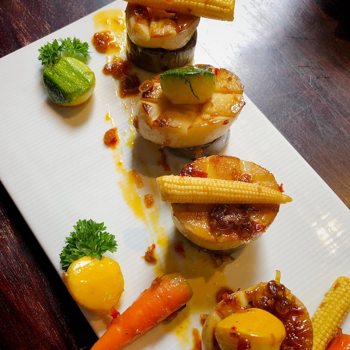 review photo of Shamballa Vegetarian Restaurant & Tea House BBQ Mushroom shared by @trangdang on 28 Jun 2020 - review