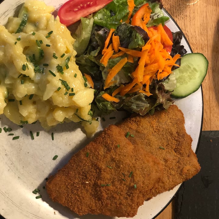 review photo of SIGGIS vegan & fresh food Crispy - Vegan Schnitzel shared by @itsssklara on 28 Aug 2020 - review