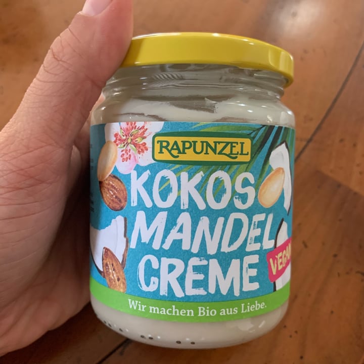 review photo of Rapunzel Kokos mandel creme shared by @giuliatombacco on 15 Nov 2021 - review