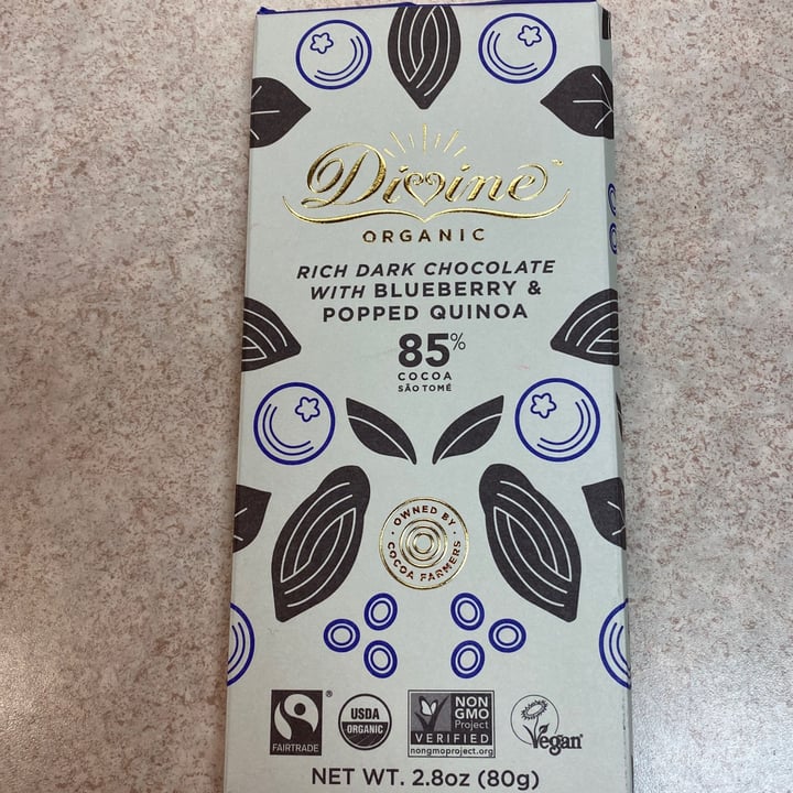 review photo of Divine Chocolate Rich Dark Chocolate with Blurberry and popped quinoa shared by @kitkas on 09 Jan 2021 - review