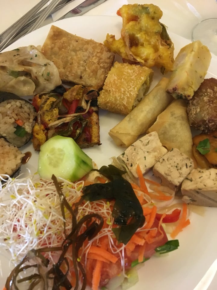 photo of Loving Hut The buffet shared by @bananawhirl on  22 May 2019 - review