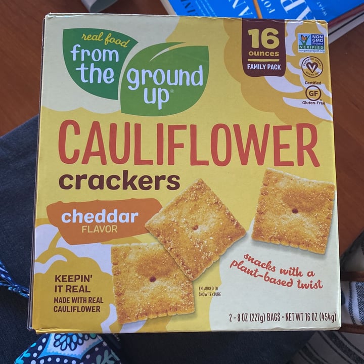 review photo of Real Food From The Ground Up Cauliflower crackers cheddar shared by @miamia12 on 17 Sep 2021 - review