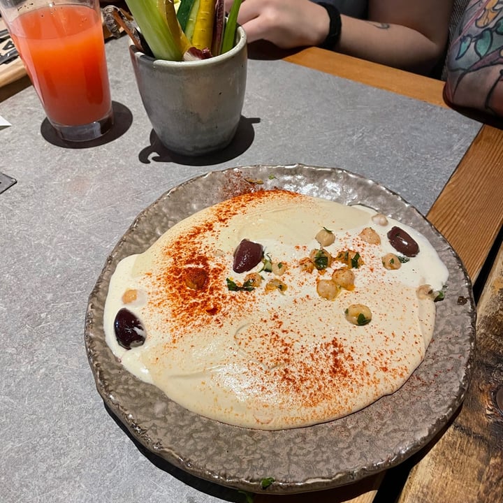 photo of Honest Greens Castellana Hummus to share shared by @elenina on  16 May 2022 - review