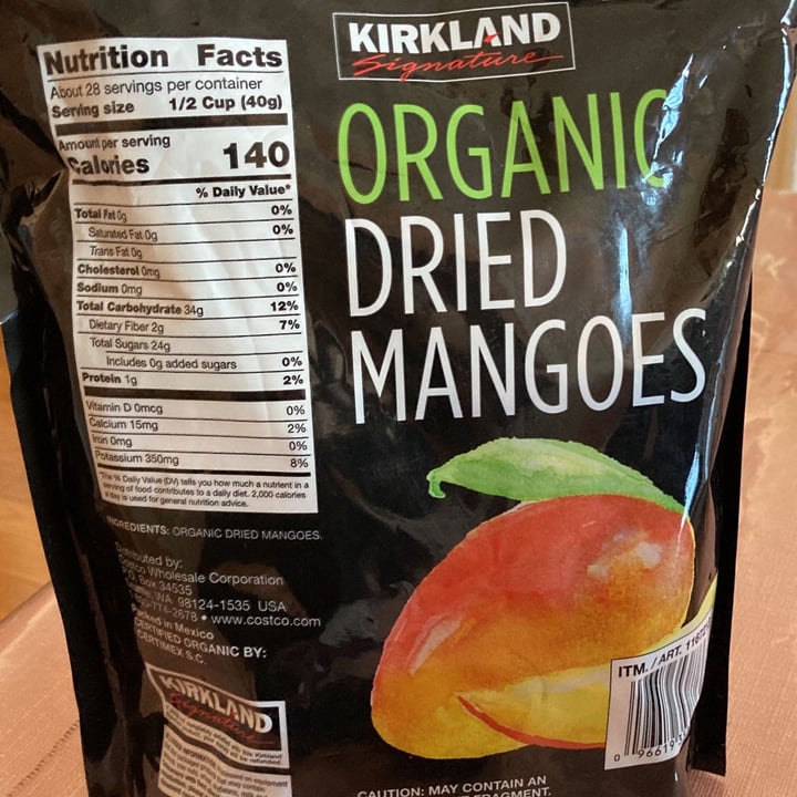 photo of Kirkland Signature Organic Dried Mangoes shared by @calista on  20 Apr 2022 - review