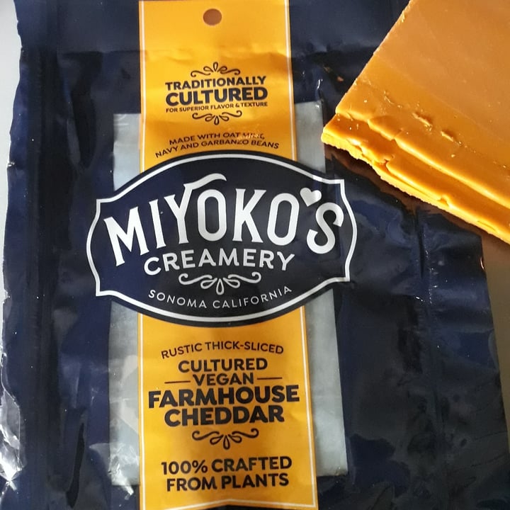 photo of Miyoko's Creamery Cultured Vegan Farmhouse Cheddar Slices shared by @gettewilson on  13 Jun 2020 - review