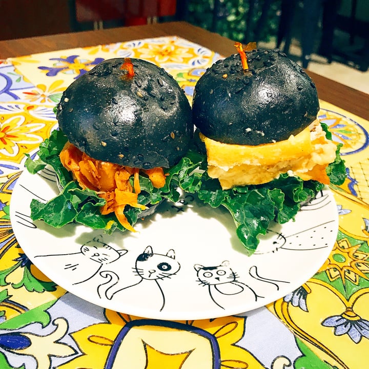 photo of KALE Blackjack and Tofumania sliders with mixed salad shared by @kaylabear on  07 Jan 2018 - review