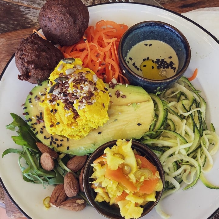 photo of Nourish'd Café & Juicery Moonshine Bowl shared by @tessdallapria on  21 Jun 2021 - review