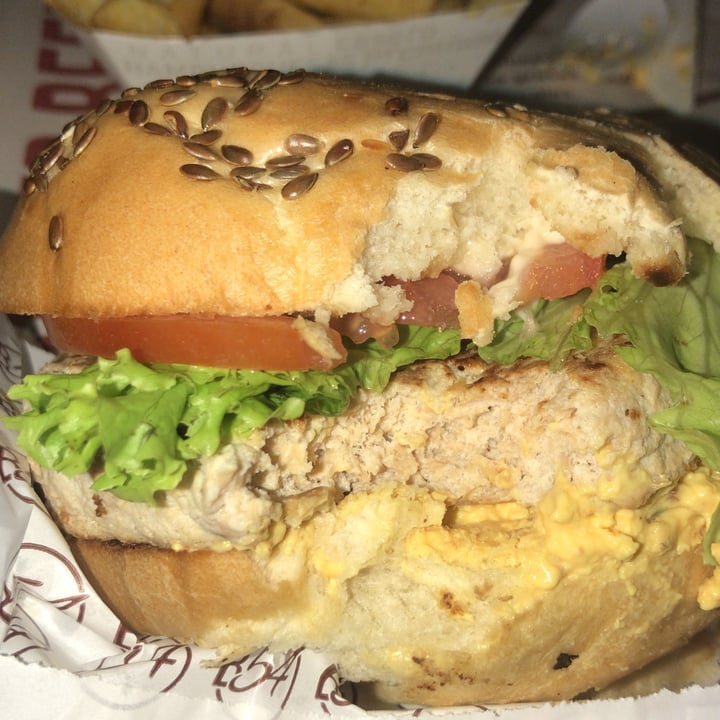 photo of Burger 54 Notchicken Burger shared by @vegankity on  06 Jan 2022 - review