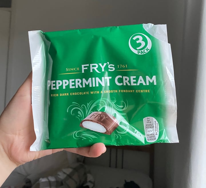 photo of Fry's Chocolate Fry's Peppermint Cream shared by @devon0 on  01 Aug 2020 - review