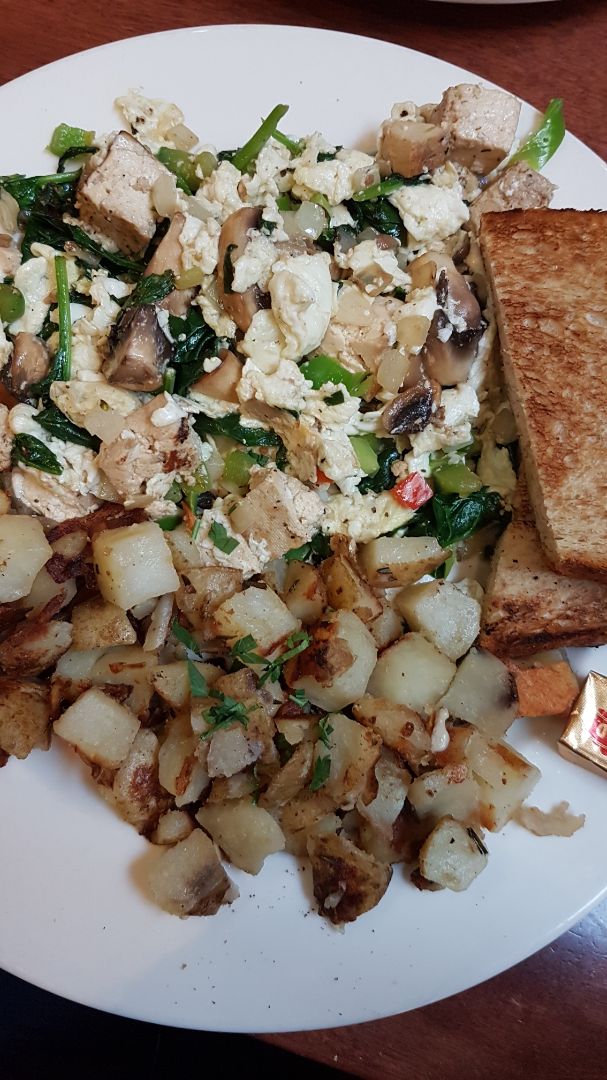 review photo of Crepevine Tofu scrambled eggs shared by @jess2422 on 17 Aug 2018 - review