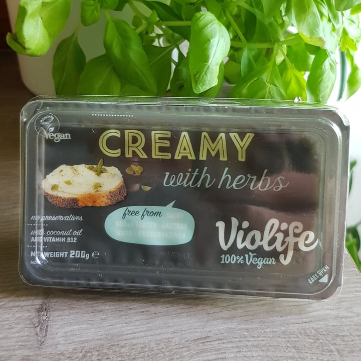 photo of Violife Creamy with Herbs shared by @katharinalarissa on  08 Jun 2020 - review