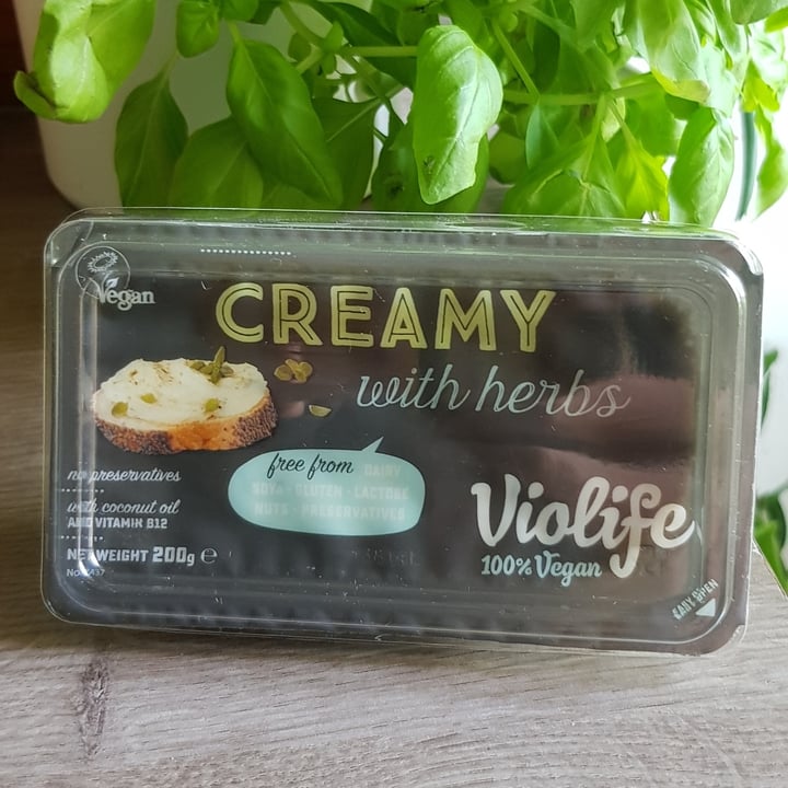 review photo of Violife Creamy with Herbs shared by @katharinalarissa on 08 Jun 2020 - review