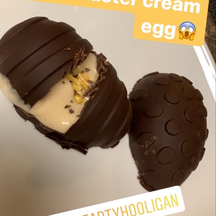 photo of The Hearty Hooligan Vegan Creme Egg shared by @jessicagarofalo on  06 May 2020 - review