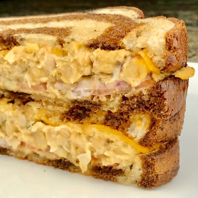 「Tuna Melt」の料理の写真