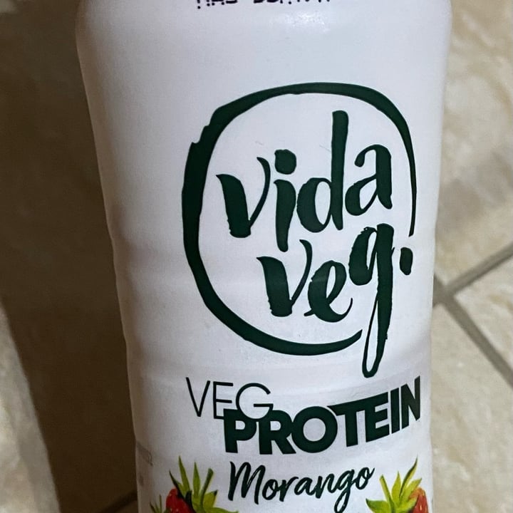 photo of Vida Veg IogVeg Morango shared by @aargona on  30 May 2022 - review