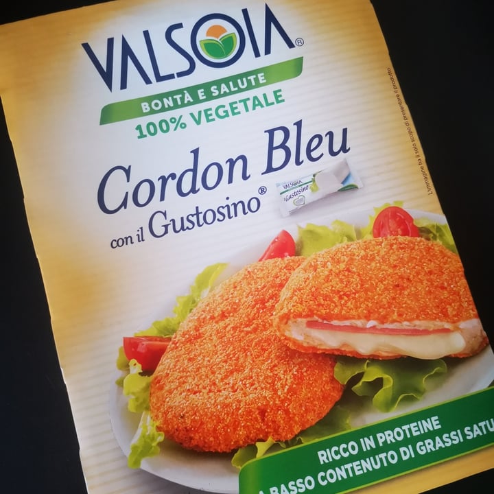 review photo of Valsoia Cordon Bleu con il Gustosino shared by @valentinamia on 24 Apr 2022 - review
