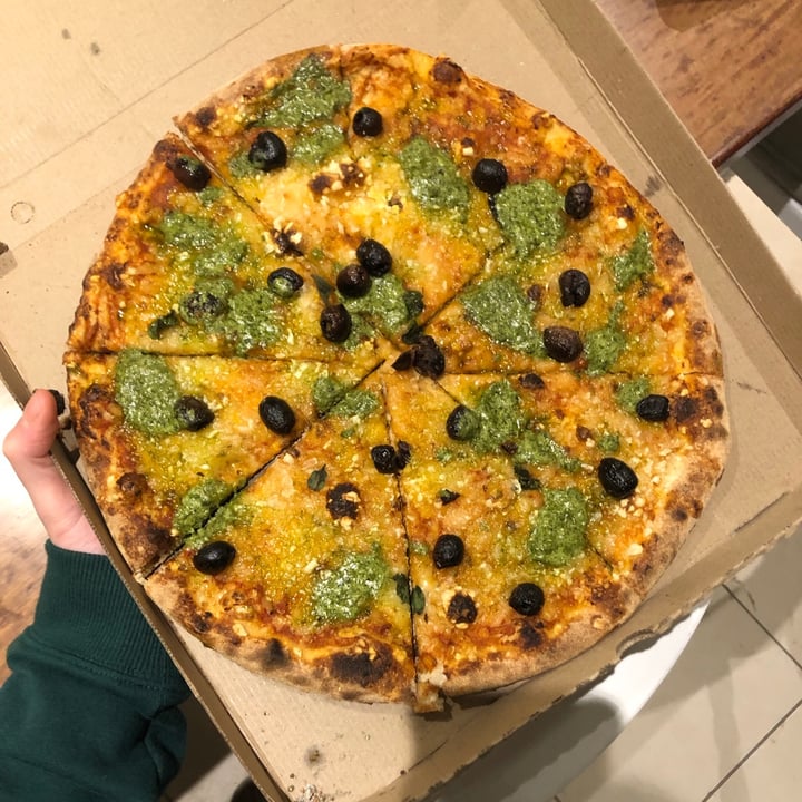 photo of PRIMI Primi Vegan Cheese Pizza shared by @jemmavdberg on  29 Jul 2020 - review