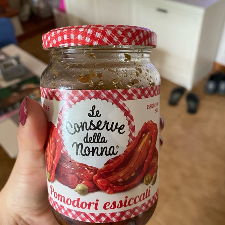review photo of Le conserve della nonna trito di pomodori secchi shared by @maryd on 31 May 2022 - review